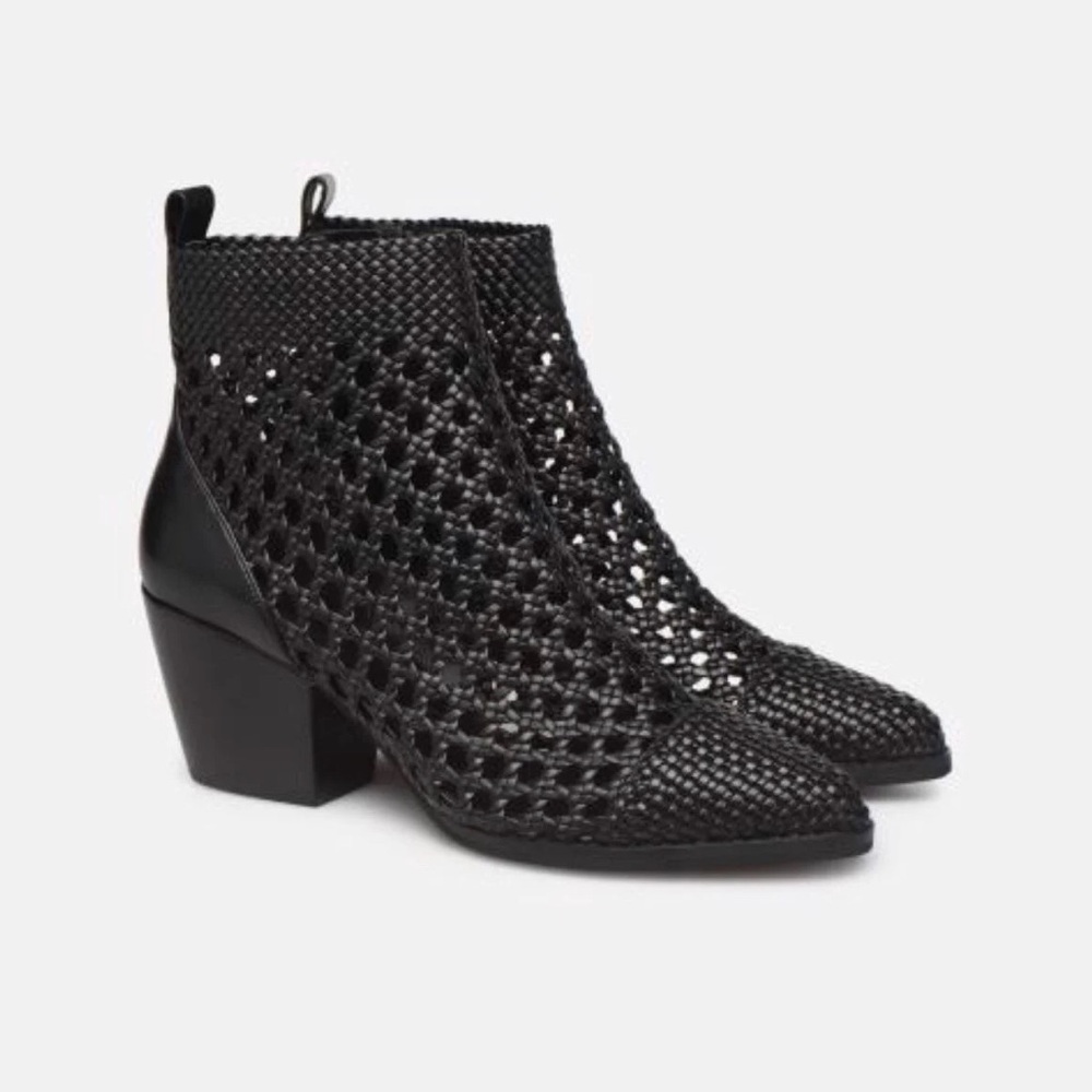 Michael Kors Woven Black Boot 9.5